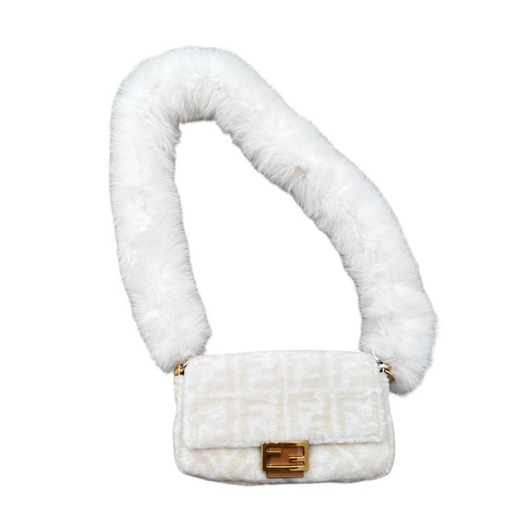 Fendi Handbags - Fox fur strap for Fendi baguette custom made